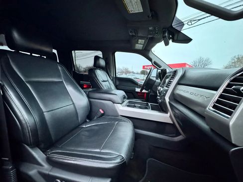 Used 2017 Ford F450 Lariat w/ Lariat Ultimate Package AWD/4WD image 19