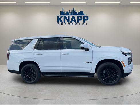 Used 2025 Chevrolet Tahoe LS AWD/4WD image 6