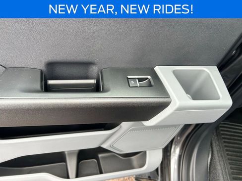 New 2026 Ford F250 XL w/ XL Chrome Package image 18