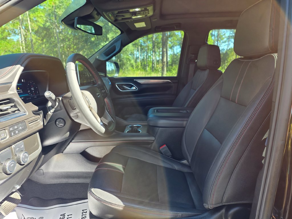 Used 2023 Chevrolet Tahoe RST w/ Luxury Package RWD image 13