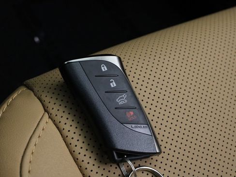 Used 2025 Lexus RX 350 FWD w/ Technology Package image 30