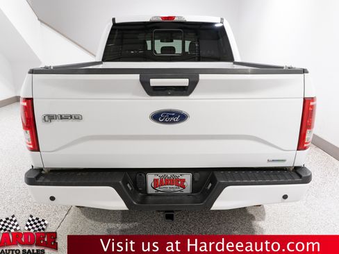 Used 2017 Ford F150 XLT w/ Equipment Group 302A Luxury AWD/4WD image 4