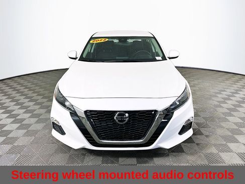 Certified 2022 Nissan Altima 2.5 S image 5