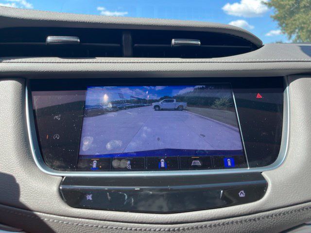 Used 2023 Cadillac XT5 Premium Luxury w/ Technology Package FWD image 28