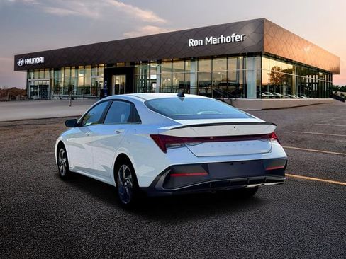 New 2026 Hyundai Elantra SEL Sport image 5