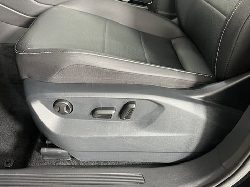 Used 2021 Volkswagen Tiguan SEL image 20