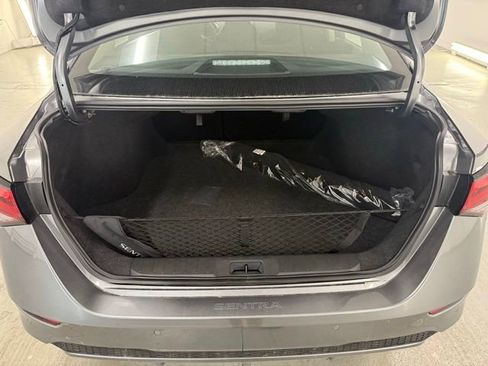 New 2025 Nissan Sentra SV w/ Trunk Package image 7