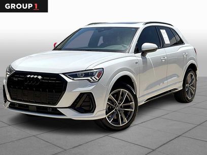 Certified 2025 Audi Q3 2.0T Premium w/ Convenience Package