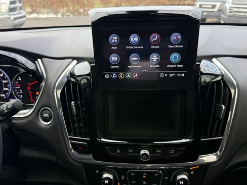 Used 2023 Chevrolet Traverse High Country image 22