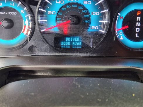 Used 2010 Ford Fusion SE FWD image 17