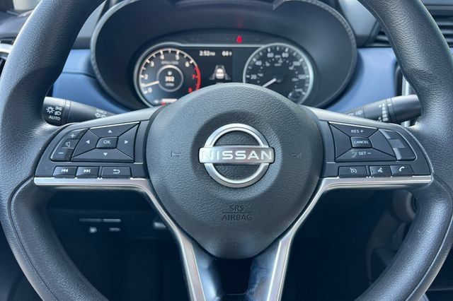 Used 2024 Nissan Versa SV FWD image 28