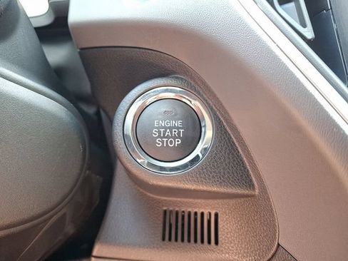 Certified 2025 Subaru Crosstrek 2.5i Premium AWD/4WD image 29