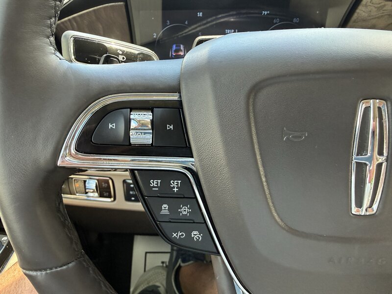 Used 2024 Lincoln Navigator Reserve AWD/4WD image 20