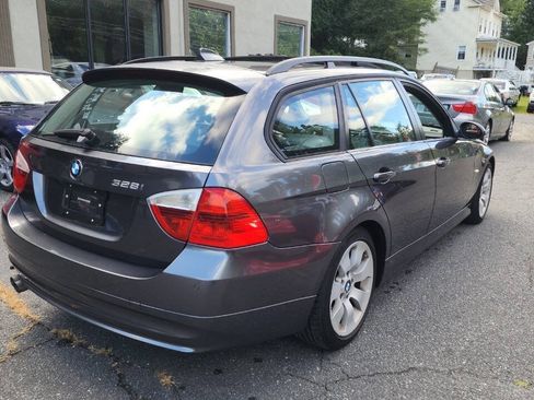 Used 2007 BMW 328i Wagon RWD image 8