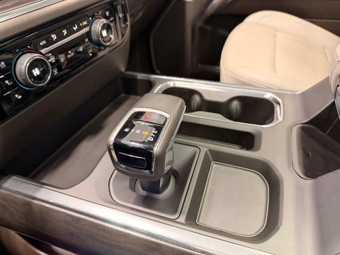Used 2023 Chevrolet Silverado 1500 LTZ w/ LTZ Convenience Package II AWD/4WD image 45
