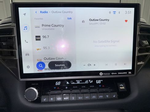 Used 2024 Toyota Sequoia Limited w/ Tow Technology Package AWD/4WD image 28