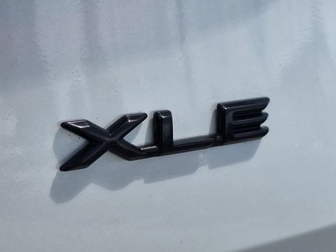 Used 2024 Toyota Grand Highlander AWD image 22