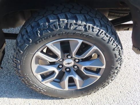 Used 2021 Chevrolet Silverado 1500 RST AWD/4WD image 15