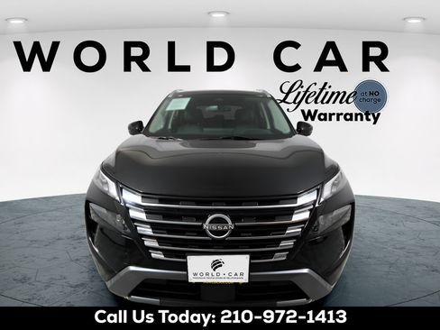 Used 2024 Nissan Rogue SL w/ SL Premium Package FWD image 3