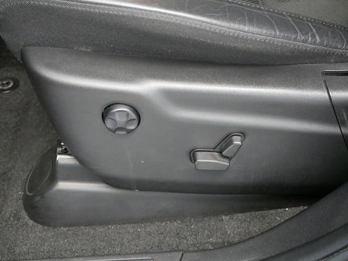 Certified 2022 Jeep Grand Cherokee Laredo X image 4