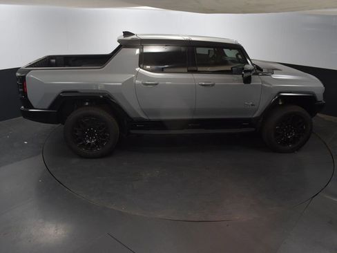 New 2025 GMC Hummer EV 2X image 41