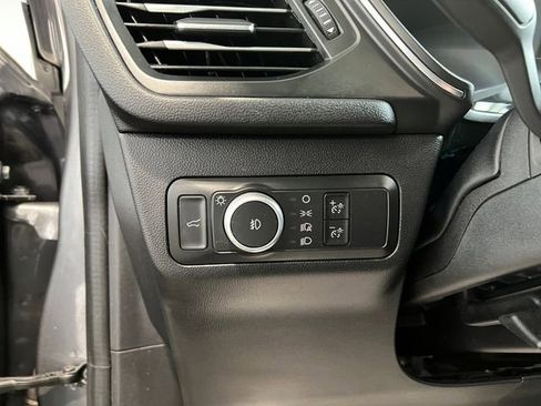 Used 2021 Ford Escape Titanium image 19