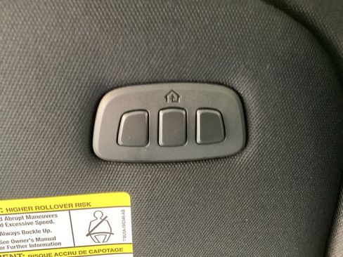 Used 2025 Ford F150 Lariat w/ Equipment Group 501A Mid AWD/4WD image 72