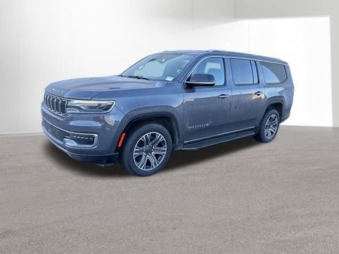 Used 2024 Jeep Wagoneer L Series II w/ Flexible Seating Group image 2