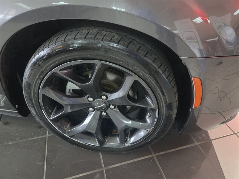 Used 2023 Chrysler 300 S RWD image 48
