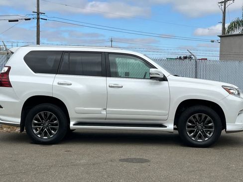 Used 2019 Lexus GX 460 Premium AWD/4WD image 6