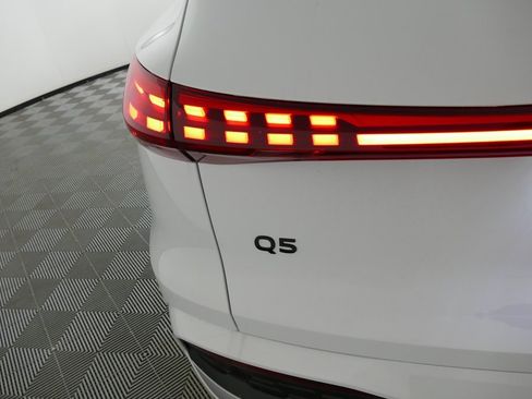 New 2025 Audi Q5 Premium Plus image 30