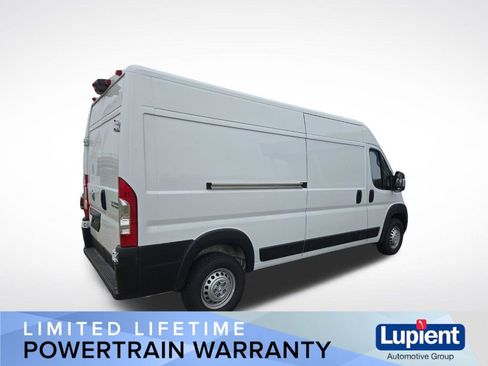 Used 2026 RAM ProMaster 2500 w/ Convenience Group FWD image 4