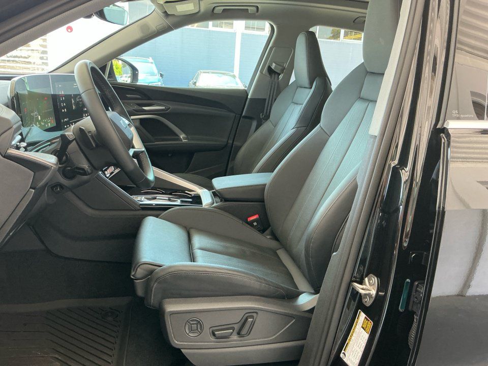 Certified 2025 Audi Q5 Premium w/ Premium Plus AWD/4WD image 34