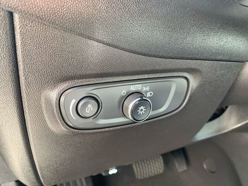 Certified 2023 Chevrolet Equinox LS w/ LS Convenience Package image 22