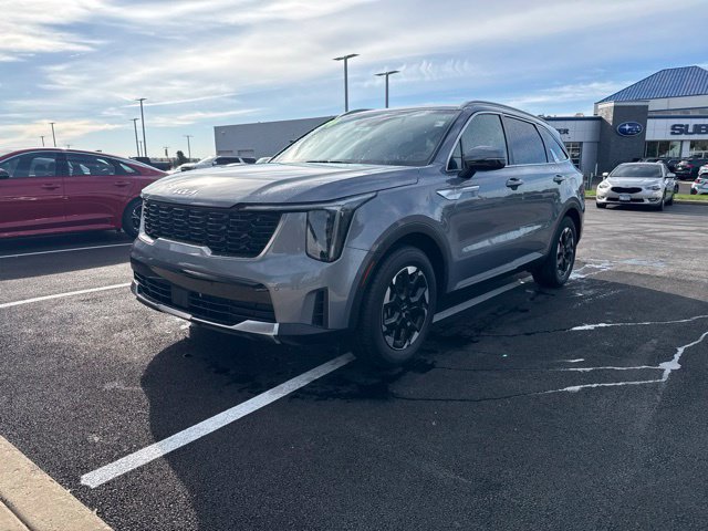 Certified 2024 Kia Sorento S FWD image 1
