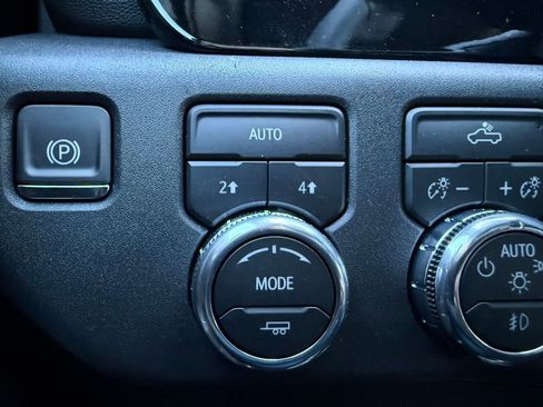 New 2026 GMC Sierra 1500 Elevation image 27