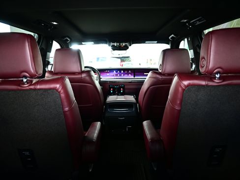 Used 2026 Cadillac Escalade Sport w/ LPO, ONYX Package AWD/4WD image 14