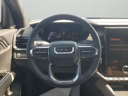 New 2026 GMC Acadia Elevation w/ LPO, Floor Liner Package image 25