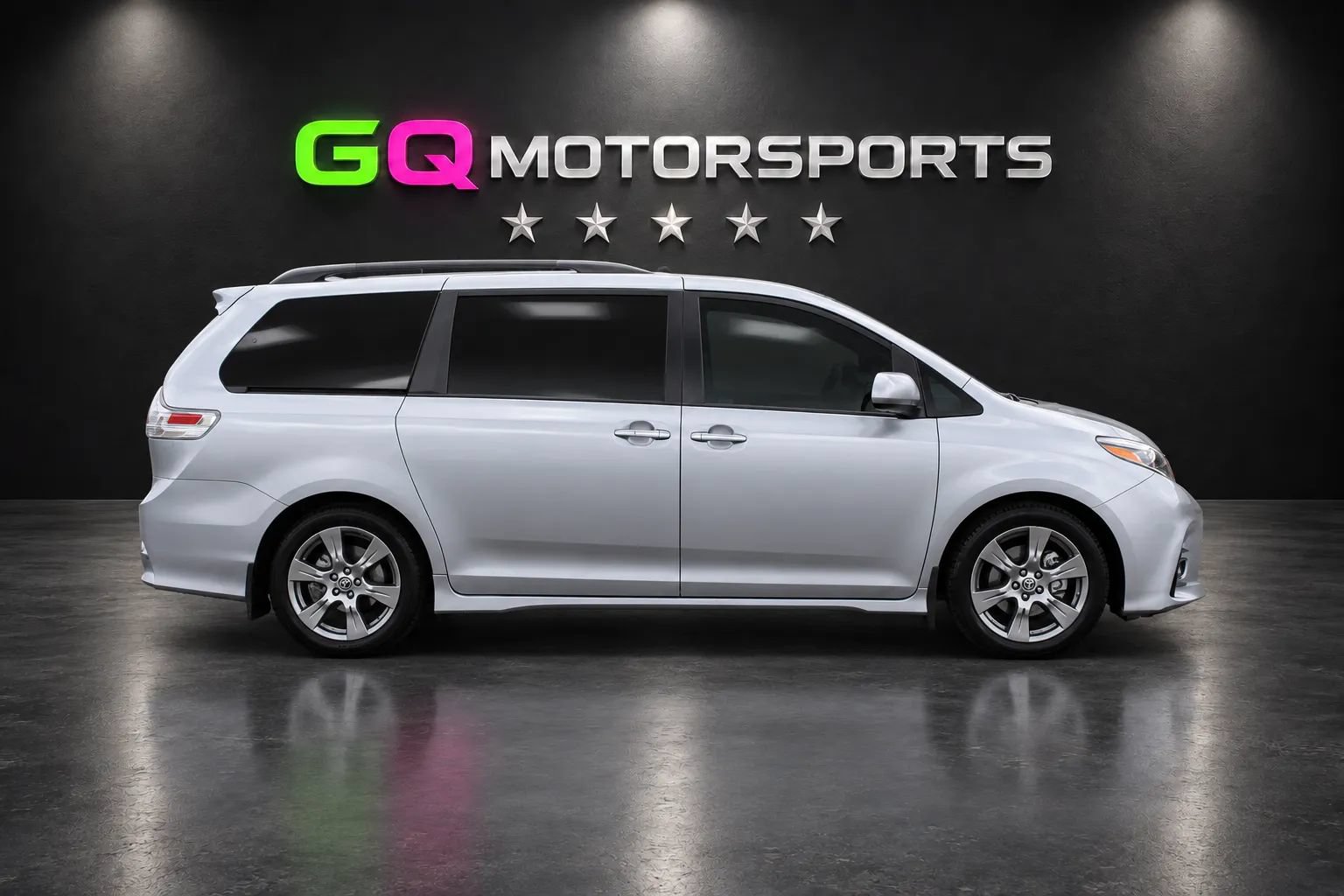 Used 2018 Toyota Sienna SE w/ SE Preferred Package FWD image 10