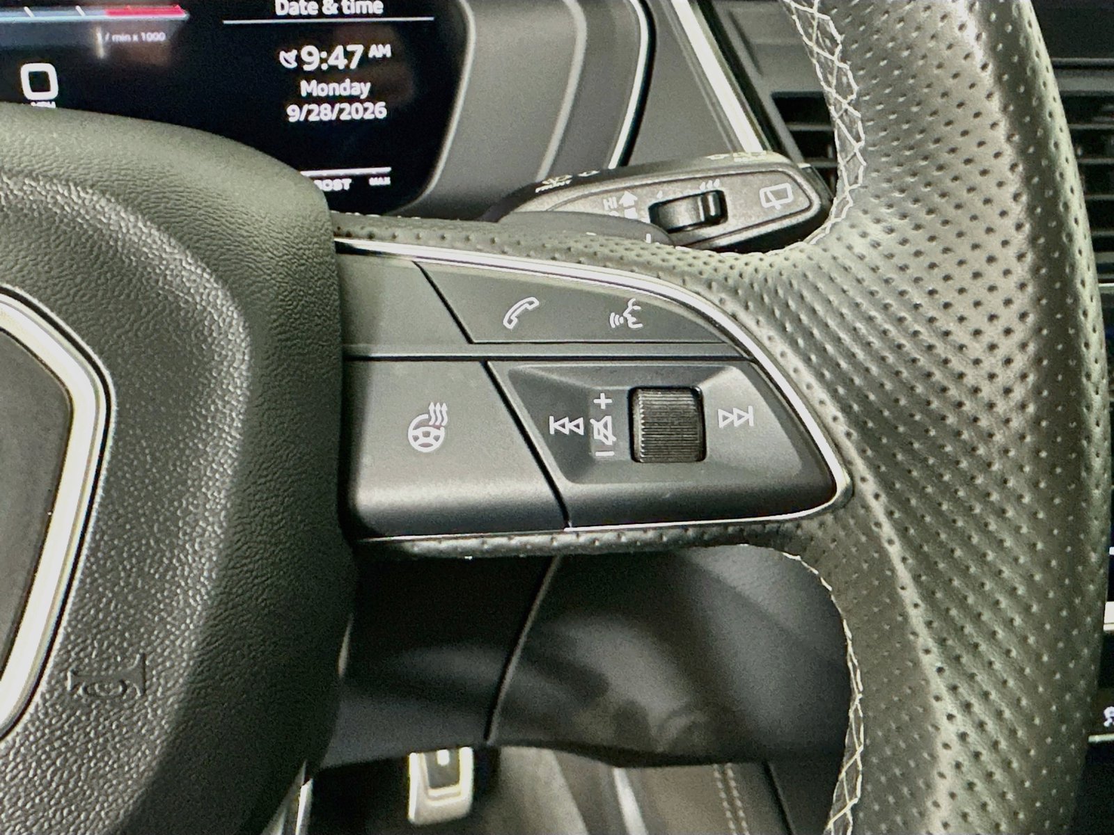 Certified 2023 Audi SQ5 Prestige w/ Prestige Package AWD/4WD image 19