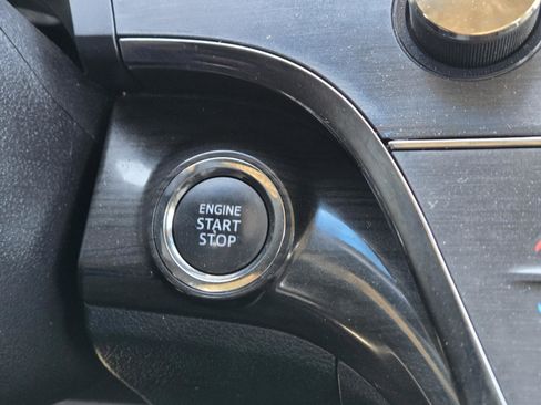 Used 2014 Toyota Avalon XLE Touring FWD image 27