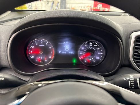 Used 2021 Kia Sportage LX image 21