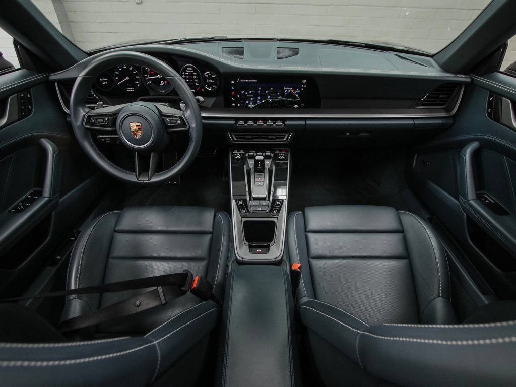 Used 2022 Porsche 911 Carrera 4 AWD/4WD image 12