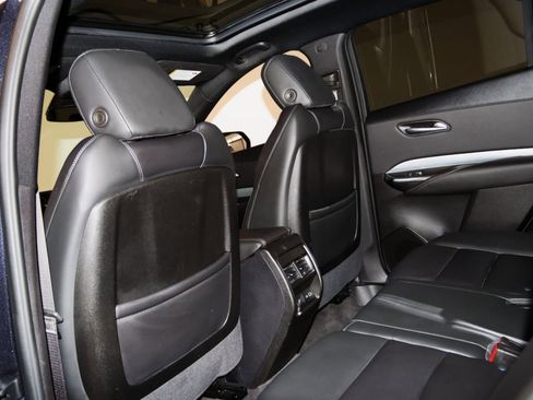 Used 2023 Cadillac XT4 Premium Luxury AWD/4WD image 55