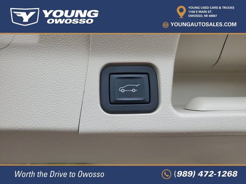 Used 2023 GMC Acadia Denali w/ Denali Ultimate Package AWD/4WD image 34