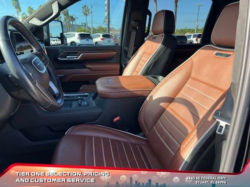 Used 2024 GMC Sierra 2500 Denali Ultimate image 12