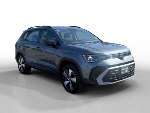 Certified 2025 Volkswagen Taos S AWD/4WD image 7