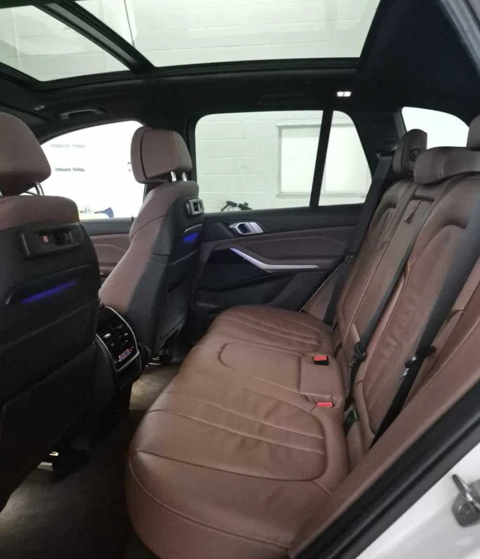 Used 2019 BMW X5 xDrive40i w/ Convenience Package AWD/4WD image 10