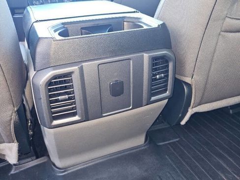 Used 2016 Ford F150 XLT image 21