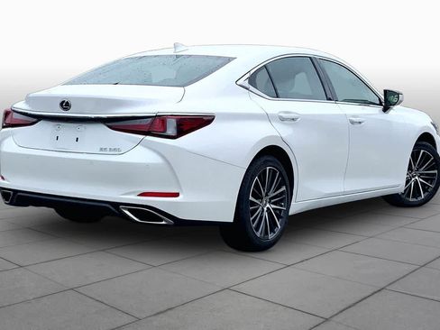 Used 2024 Lexus ES 350 w/ Premium Package FWD image 13